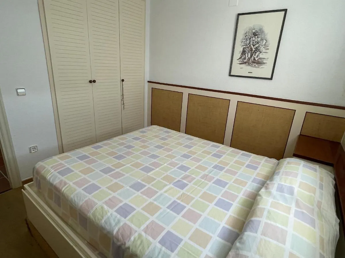 Casa Verde Roses Apartment